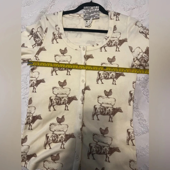 NWT Women’s Kate Quinn Stacked Animal Tshirt - Picture 5 of 8
